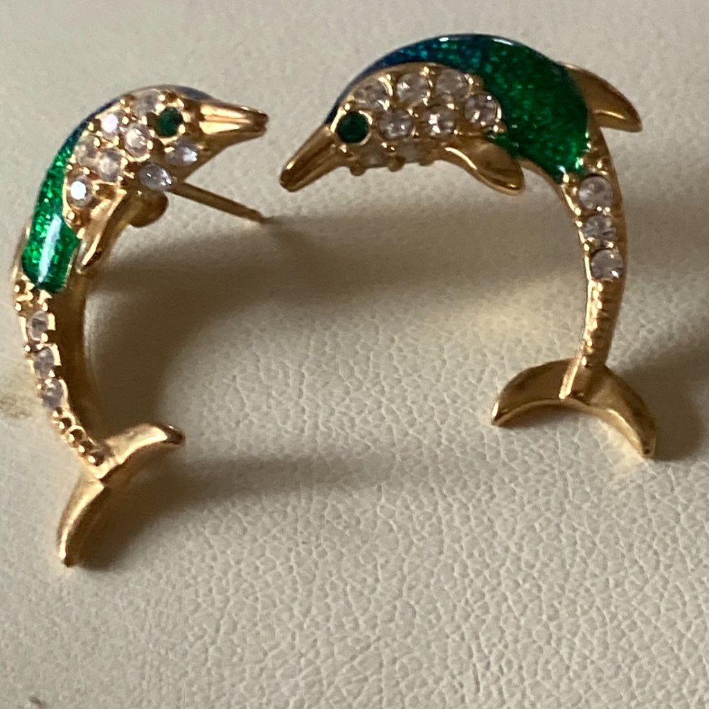 Vintage Krementz Gold Tone Dolphin Earrings With Rhinestones Green Enamel 25$